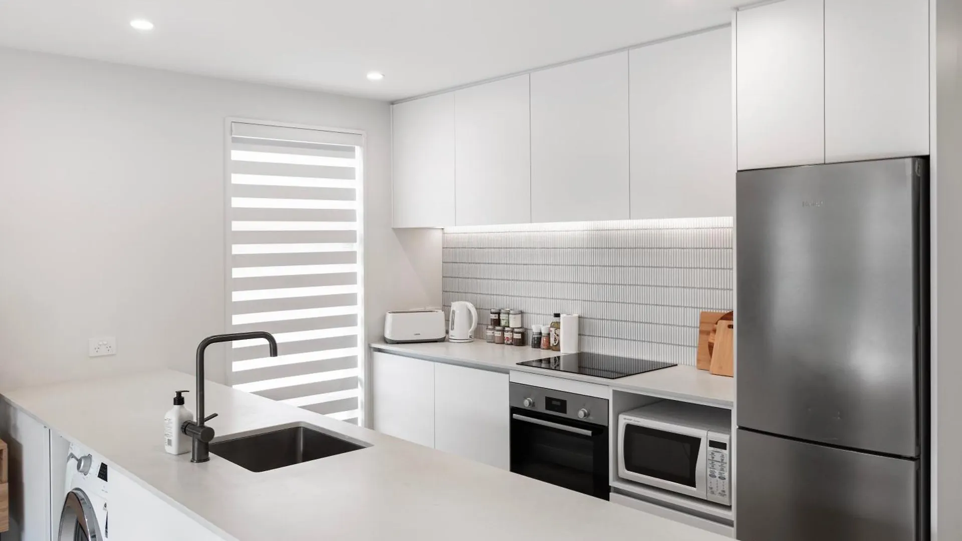 Cranford St Albans With Free Carpark Apartment Christchurch 0*,