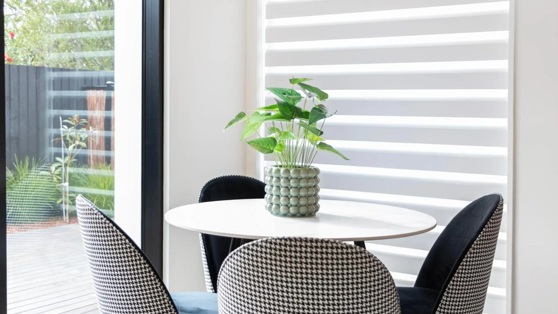 Cranford St Albans With Free Carpark Apartment Christchurch 0*,
